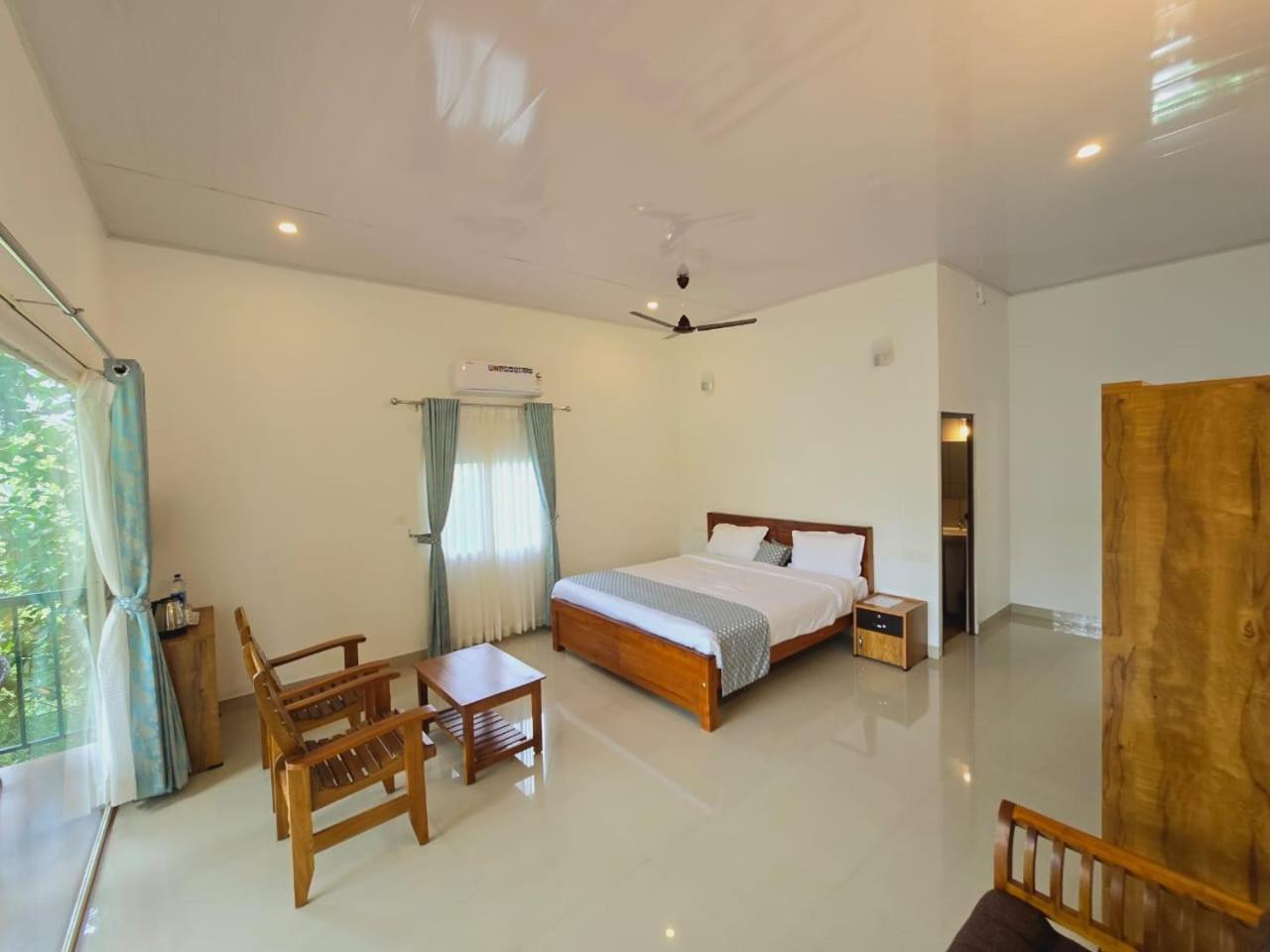 Green Aura Private Villas Sultan Bathery Bagian luar foto