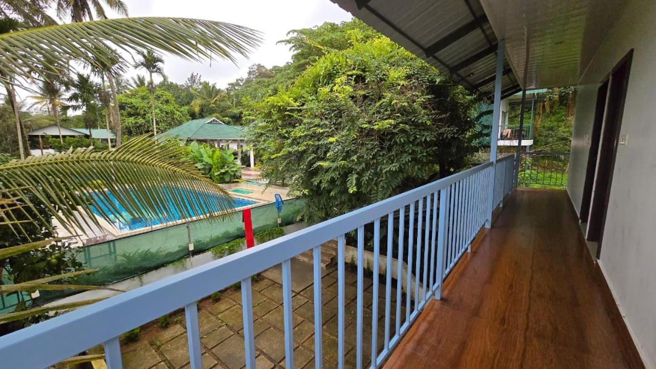 Green Aura Private Villas Sultan Bathery Bagian luar foto