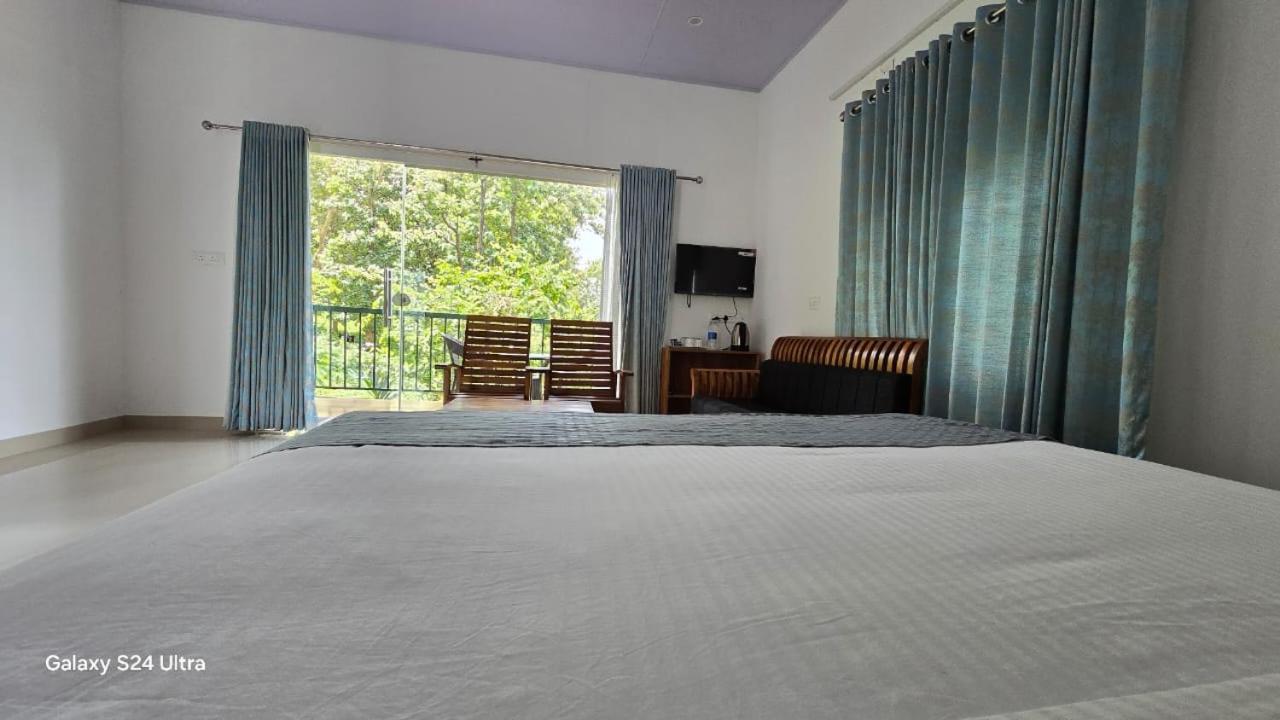 Green Aura Private Villas Sultan Bathery Bagian luar foto