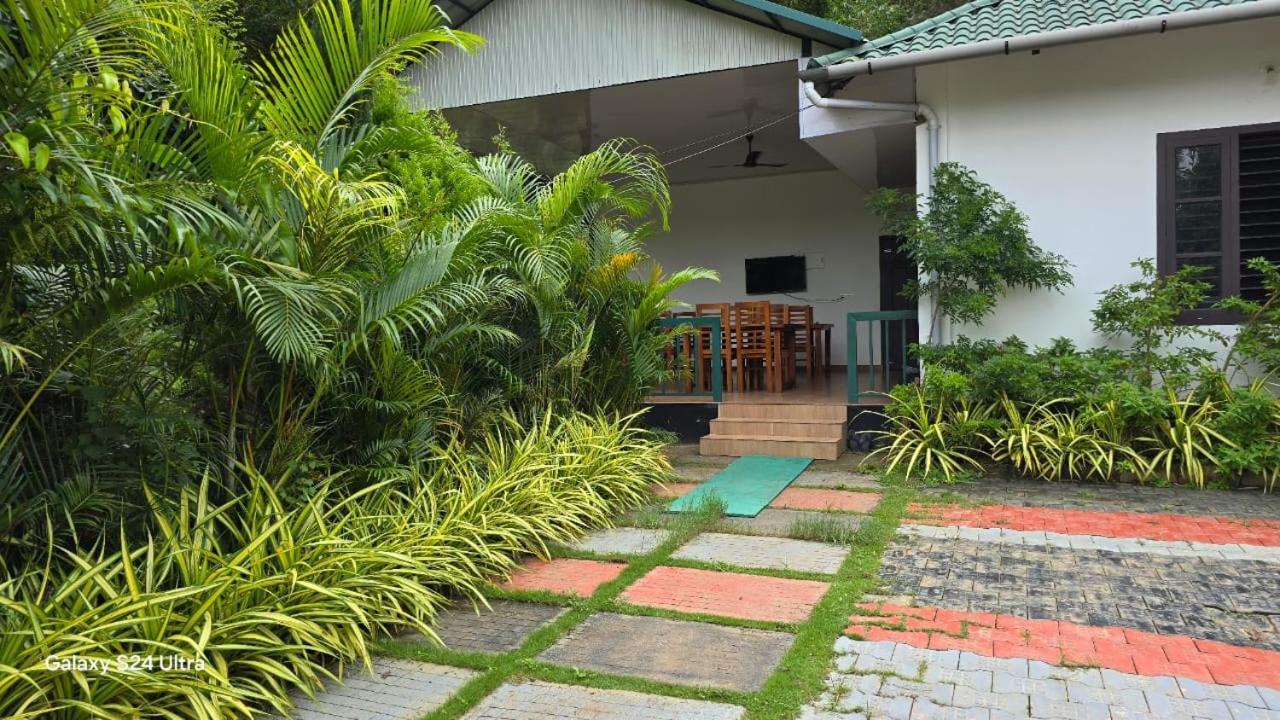 Green Aura Private Villas Sultan Bathery Bagian luar foto