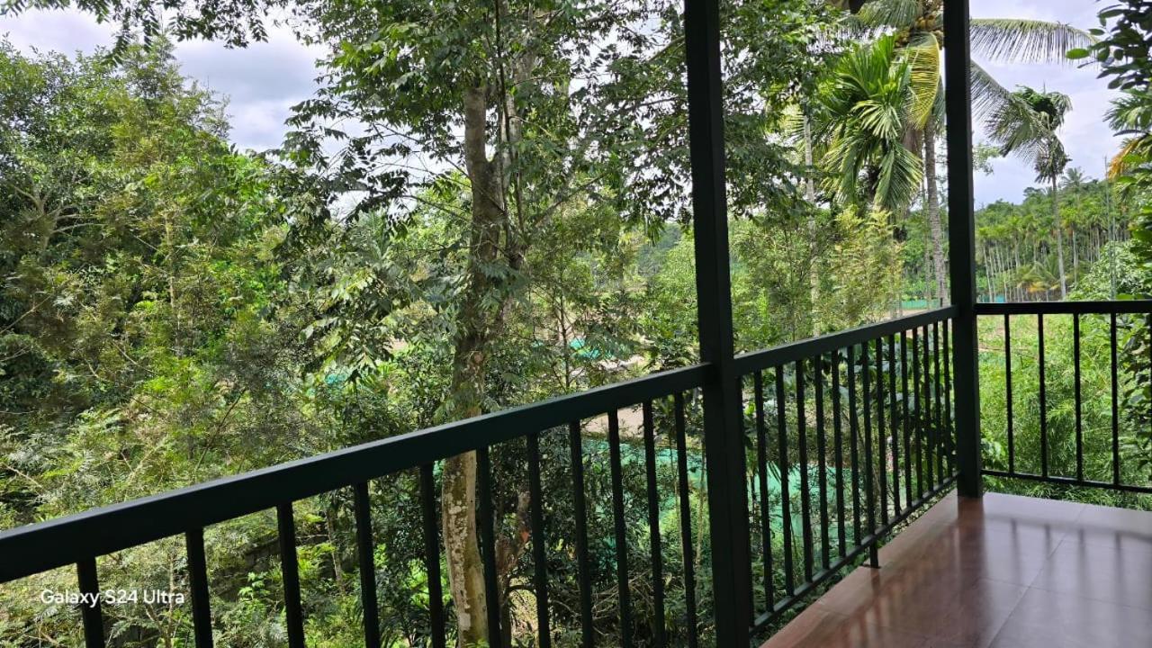 Green Aura Private Villas Sultan Bathery Bagian luar foto